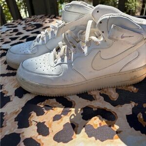 NIKE AF1 White High-Top Sneakers